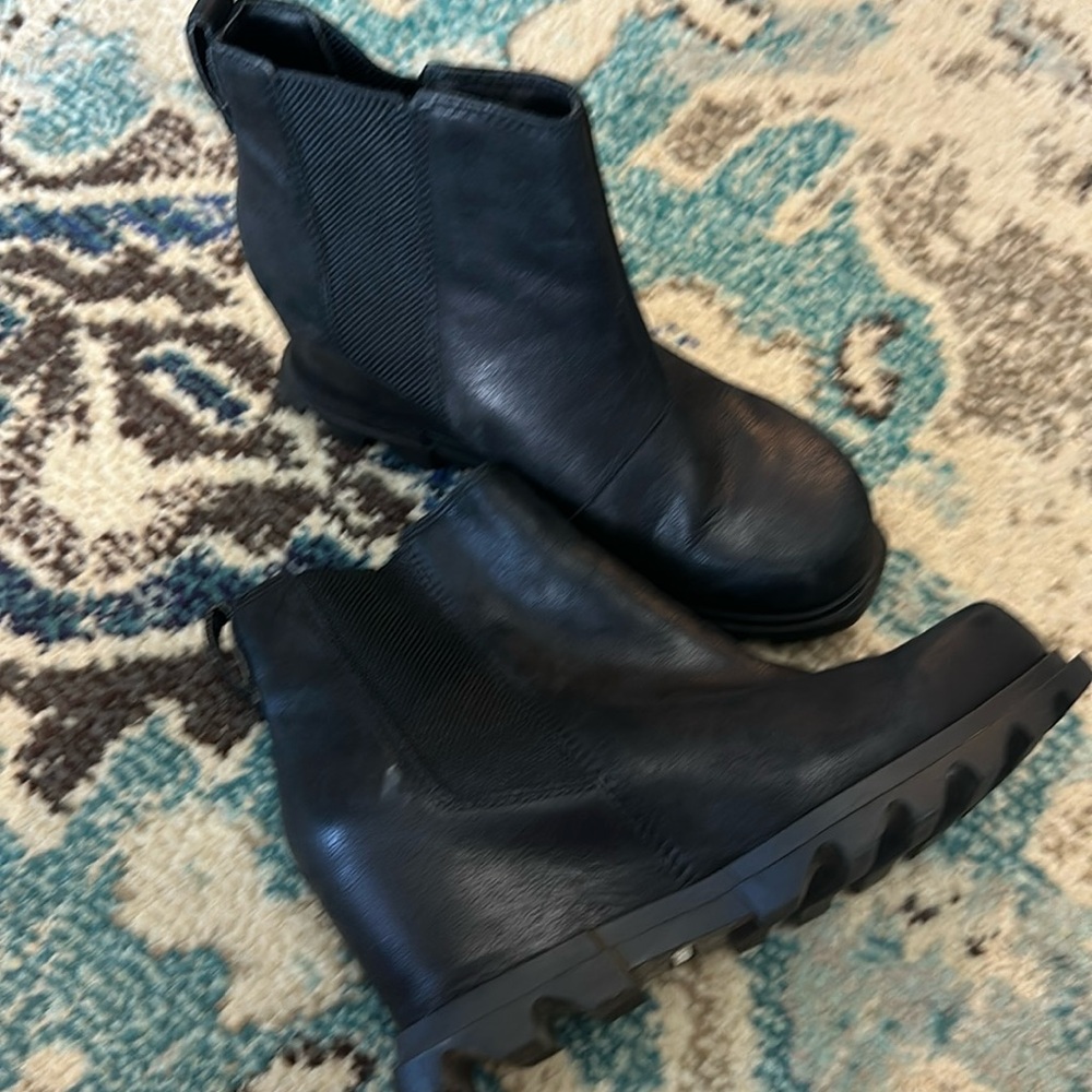Sorel pull on boots